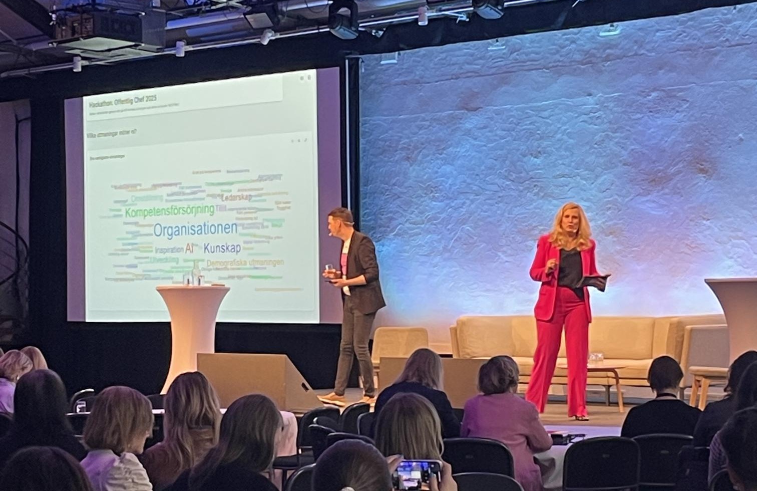 Innovation Hackathon - Large-scale collaborative innovation event with real-time AI analysis Innovation Hackathon